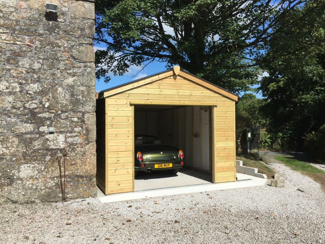 Single garage